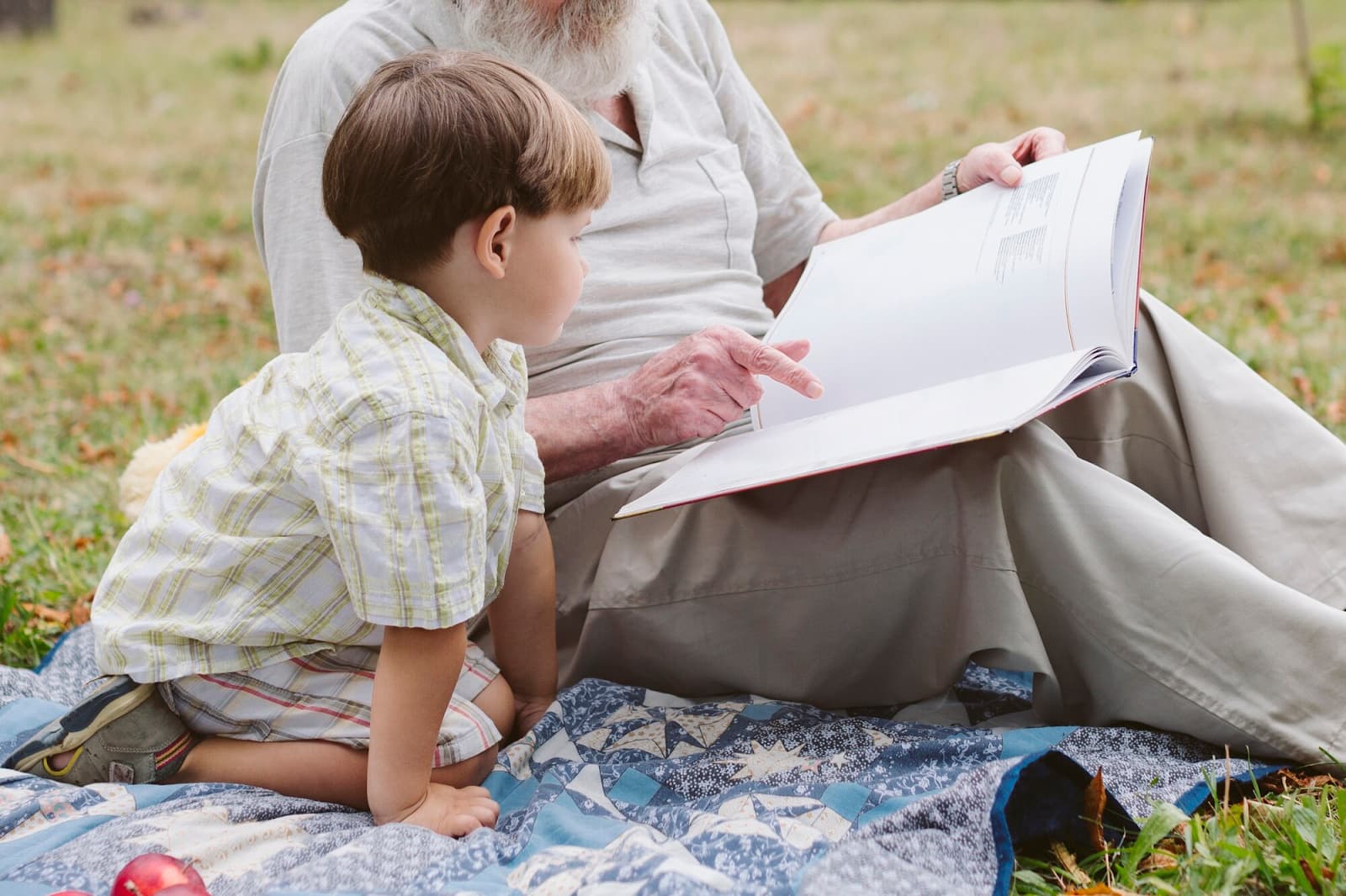 Guide for Writing in a Baby Shower Book